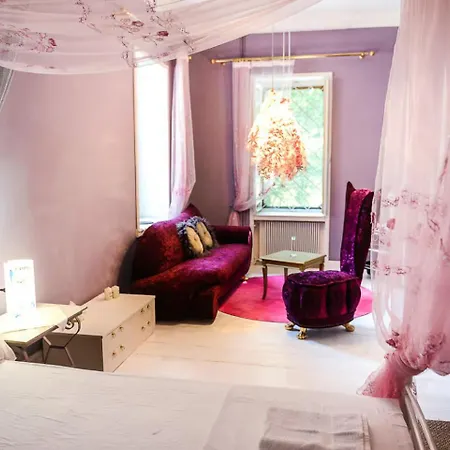 Maison De La Poupee Casa de Férias *