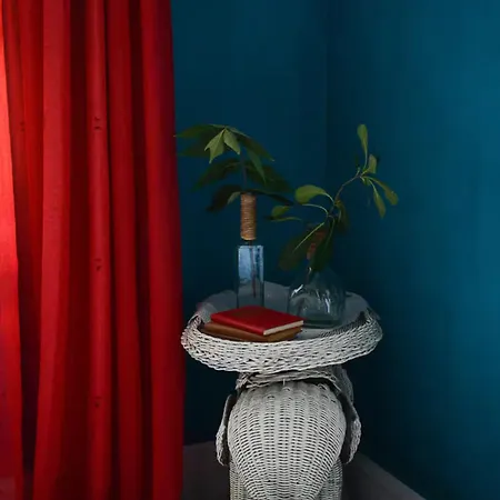 Maison De La Poupee * Afetai
