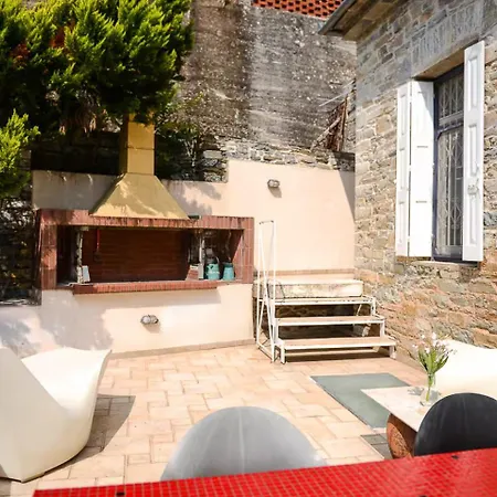 Maison De La Poupee Casa de Férias *